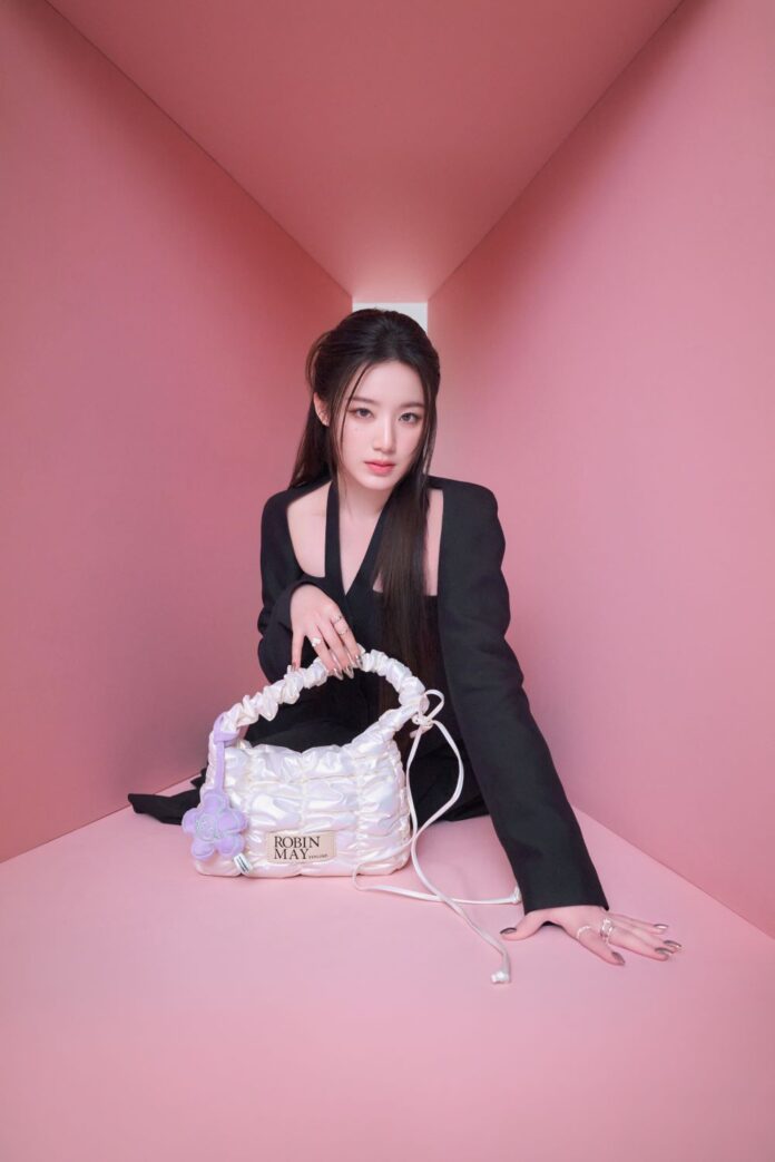 台灣大熱女神風手袋品牌 — ROBINMAY！小資女聖誕年末派對約會造型配搭首選